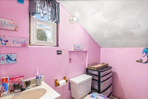 Tiny photo for 111 Longfield Rd, Rocky Top, TN 37769 (MLS # 1335094)