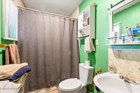 Tiny photo for 111 Longfield Rd, Rocky Top, TN 37769 (MLS # 1335094)
