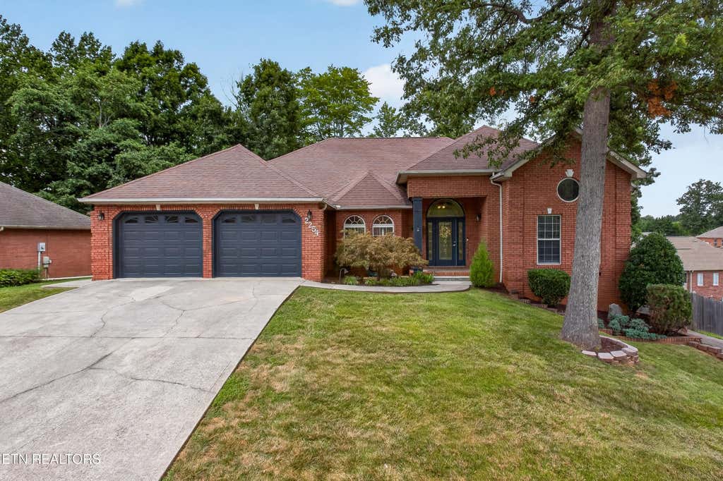 Photo of 2254 Argonne Drive, Maryville, TN 37804 (MLS # 1348817)