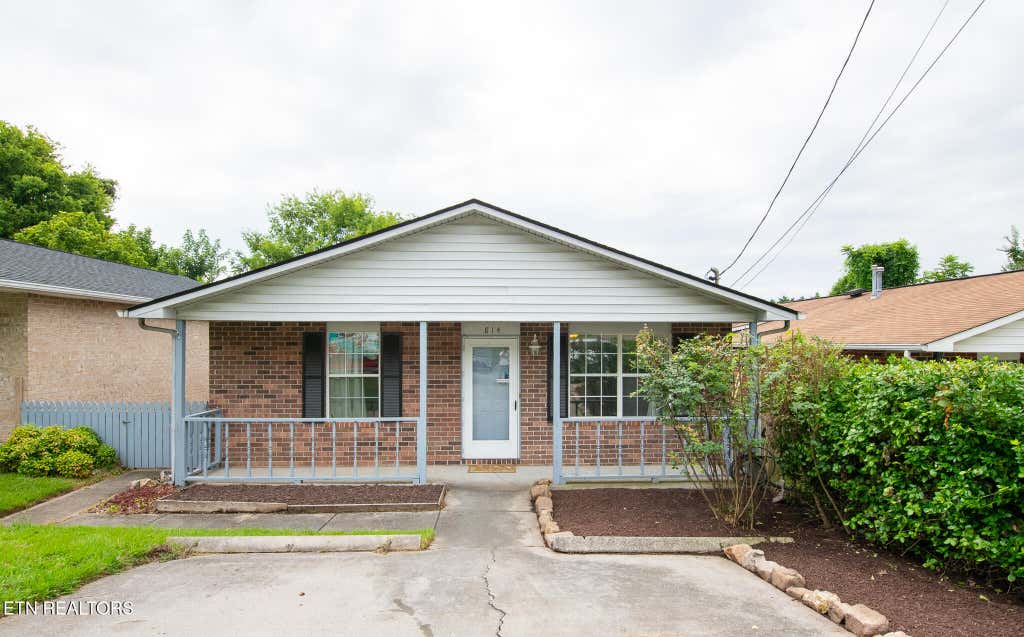 Photo of 814 Valerie Lane, Knoxville, TN 37938 (MLS # 1349918)