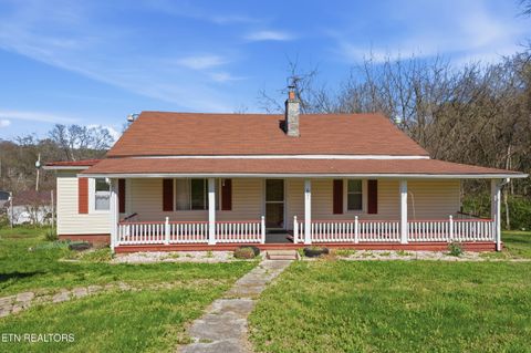 Photo of 601 Kingston St, Lenoir City, TN 37771 (MLS # 1333333)