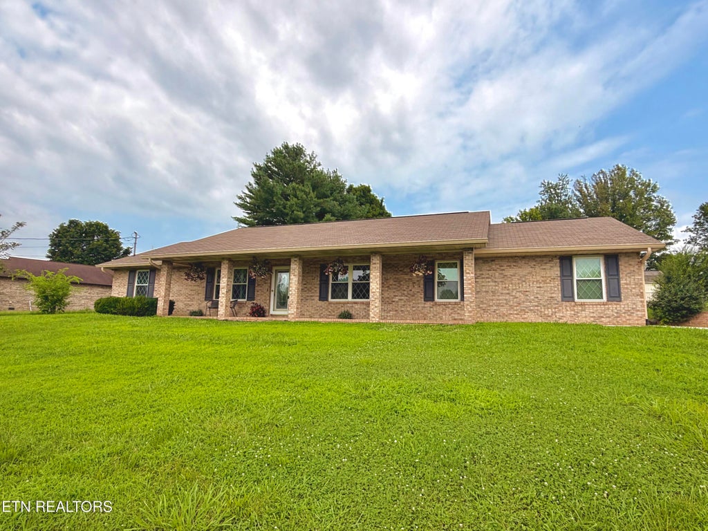 Photo of 339 Woods View Circle, Kodak, TN 37764 (MLS # 1349799)