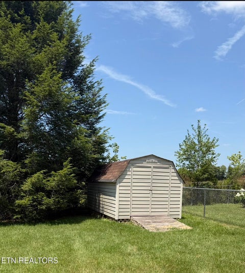 Tiny photo for 129 Oliver Drive, Madisonville, TN 37354 (MLS # 1346759)