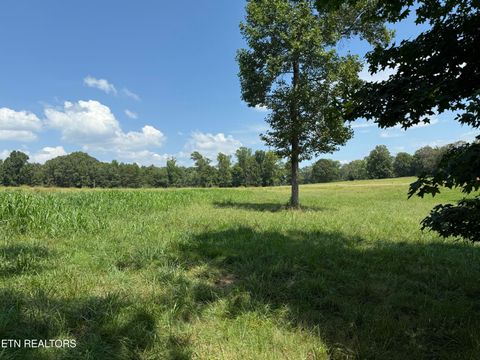 121 Padstow Lane Lenoir City TN 37772