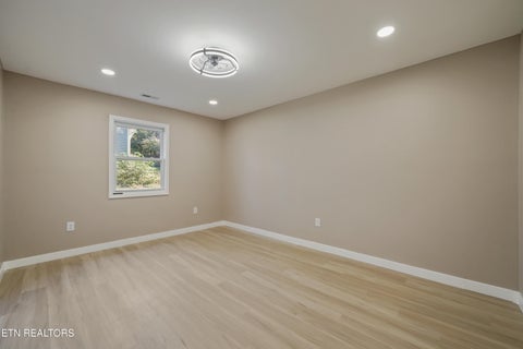 Tiny photo for 16320 Steekee Rd, Loudon, TN 37774 (MLS # 1359894)