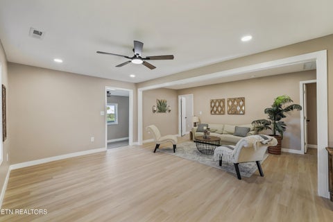 Tiny photo for 16320 Steekee Rd, Loudon, TN 37774 (MLS # 1359894)