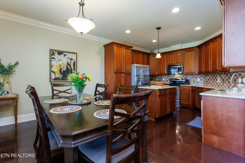 Photo of 299 E Deer Creek Drive, Crossville, TN 38571 (MLS # 1330914)