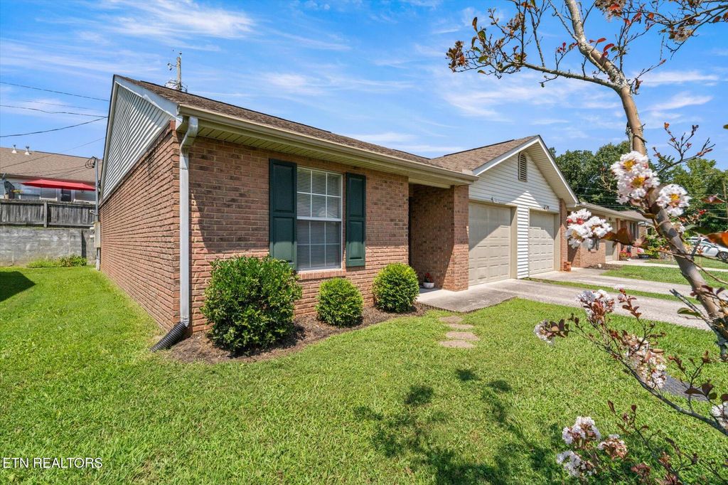 Photo of 7923 Jenhurst Way, Powell, TN 37849 (MLS # 1311809)