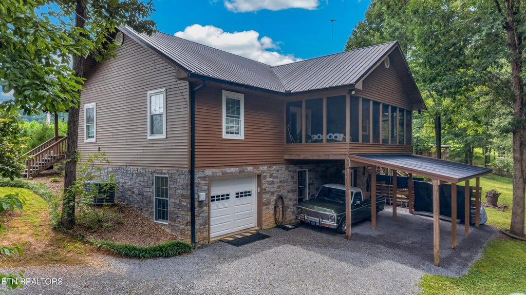 Photo of 291 Weeping Cherry Way, Newport, TN 37821 (MLS # 1350270)