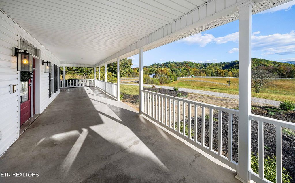 Photo of 2003 Reagan Mill Rd, Maryville, TN 37803 (MLS # 1319866)