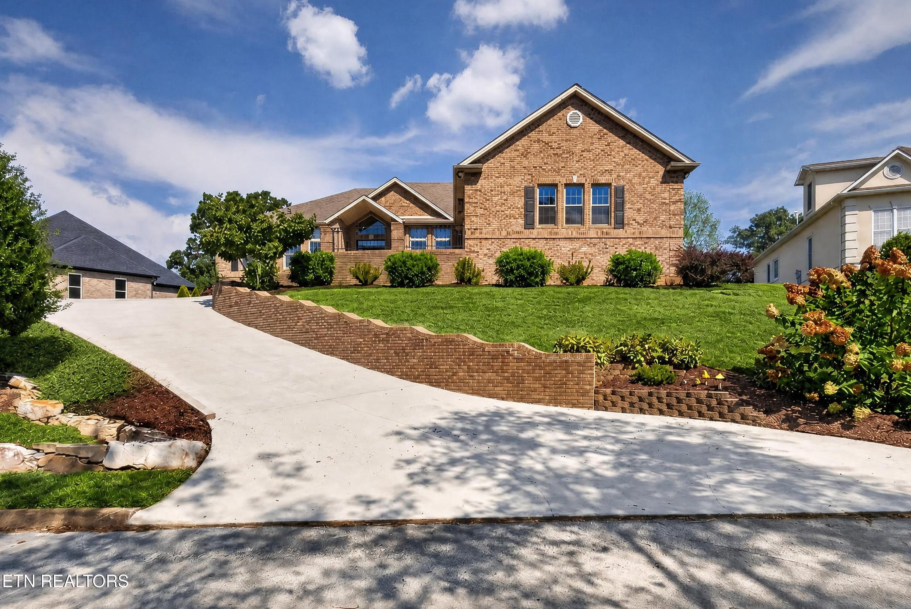 140 Pineberry Drive