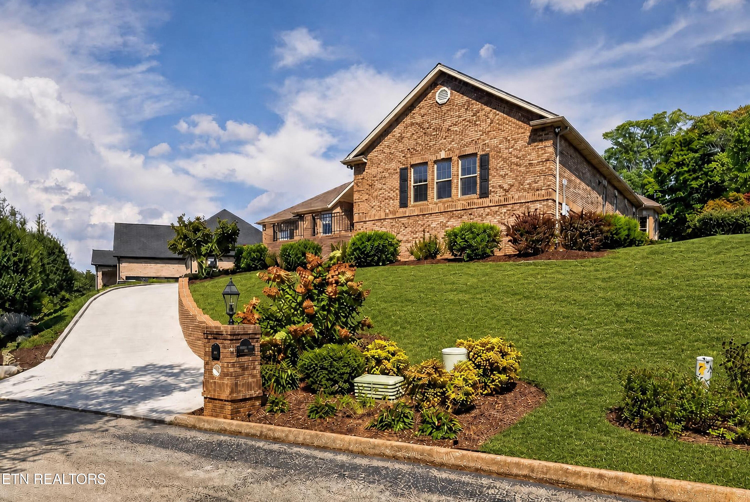 140 Pineberry Drive