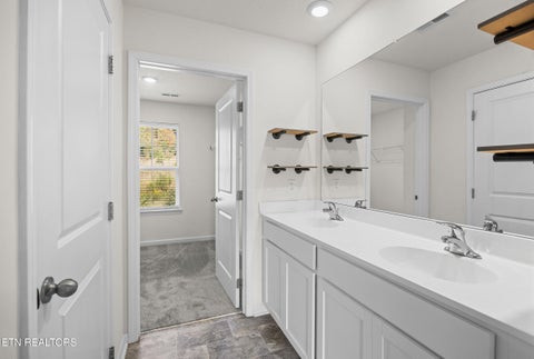 Tiny photo for 122 Harbour Pointe Lane, Oak Ridge, TN 37830 (MLS # 1356437)