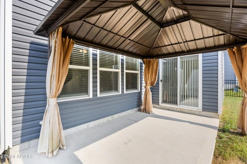 Tiny photo for 122 Harbour Pointe Lane, Oak Ridge, TN 37830 (MLS # 1356437)