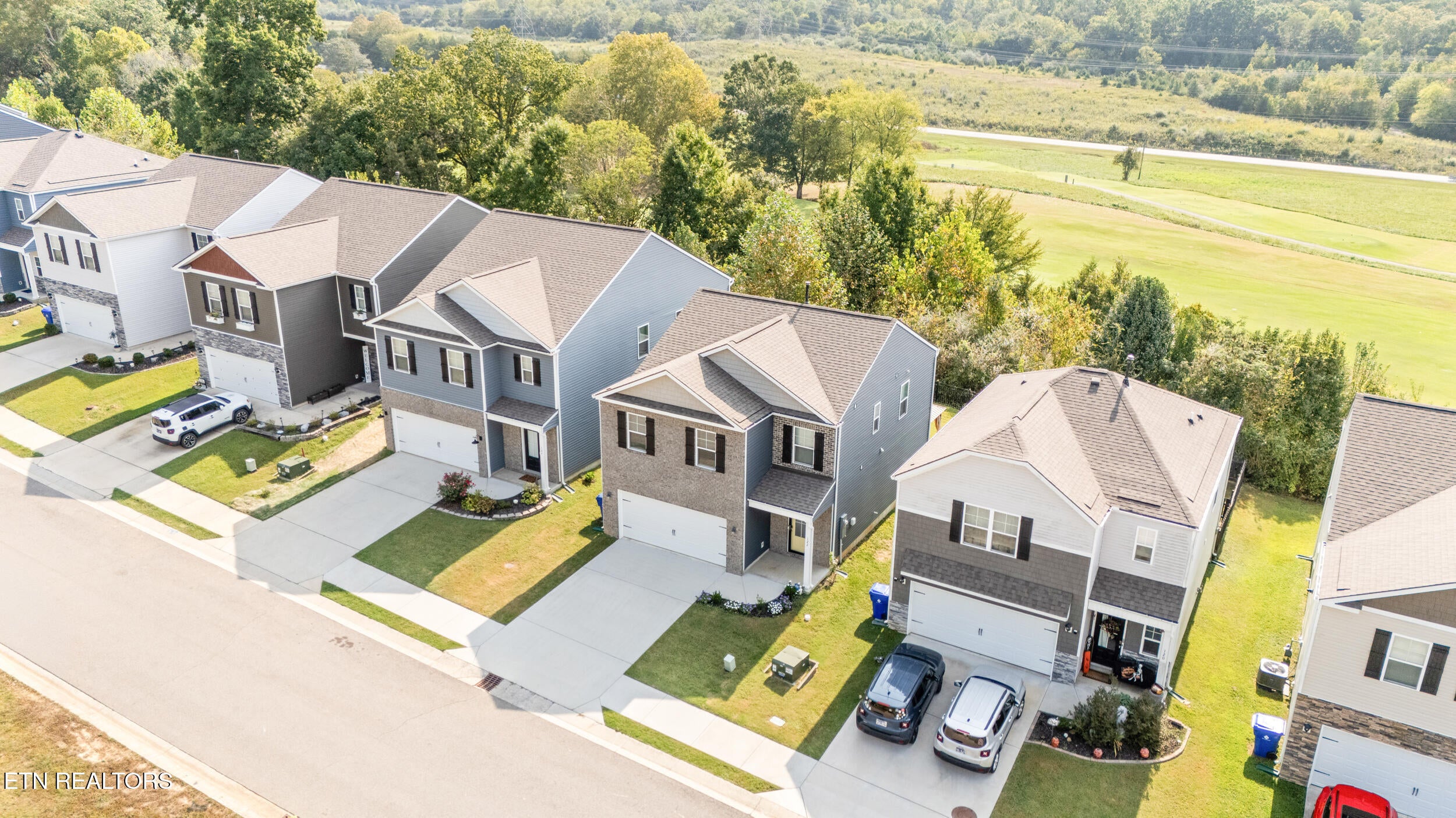 122 Harbour Pointe Lane