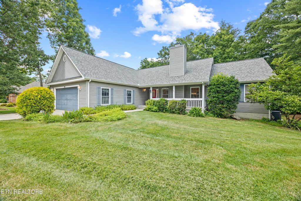 Photo of 44 Roundstone Terrace, Crossville, TN 38558 (MLS # 1306227)