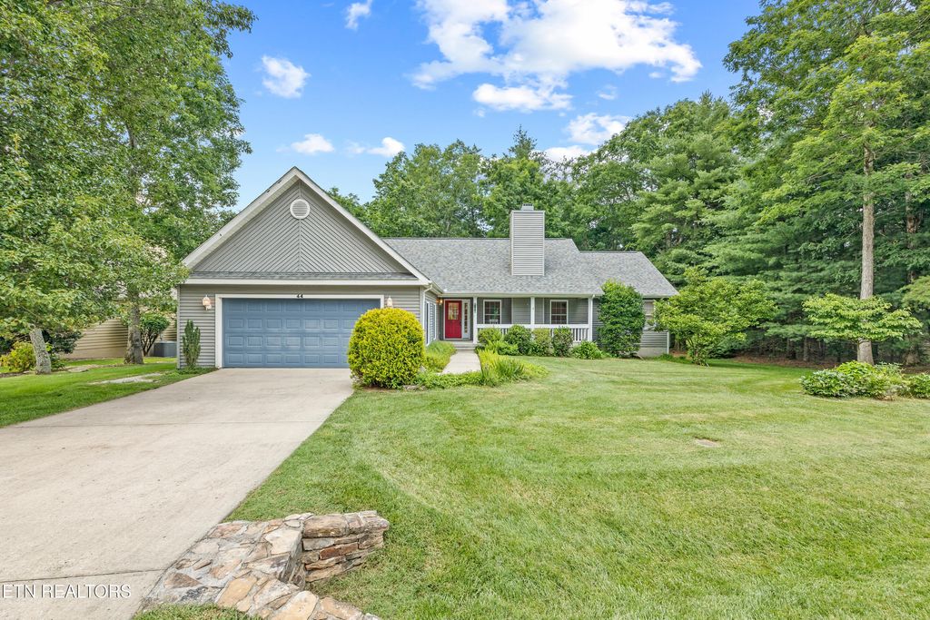 Photo of 44 Roundstone Terrace, Crossville, TN 38558 (MLS # 1306227)