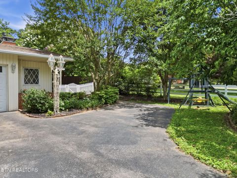 Tiny photo for 501 Rockingham Drive, Knoxville, TN 37909 (MLS # 1344971)