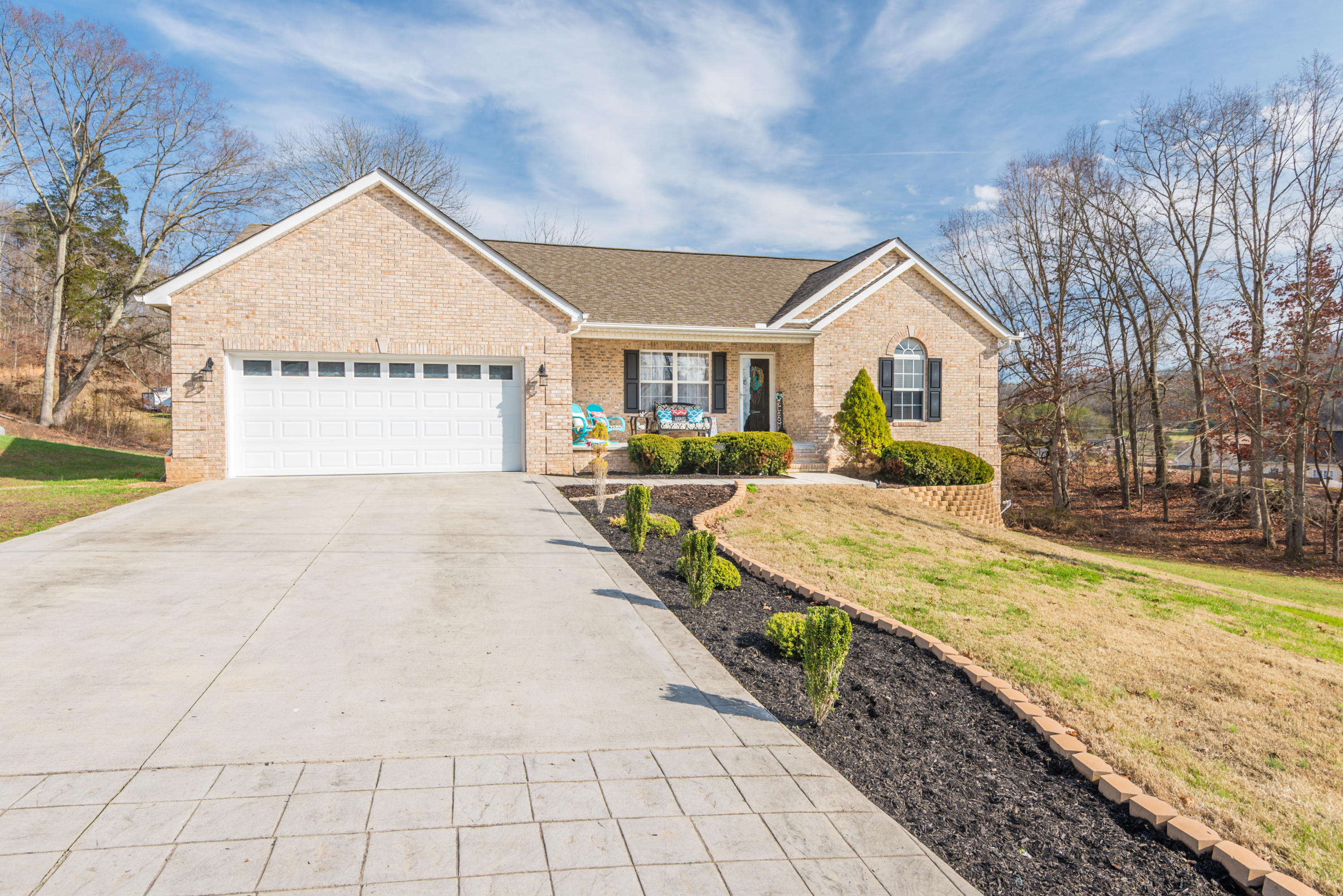 Photo 1 of 18 — 164 Owen Moore Drive, Maynardville, TN 37807