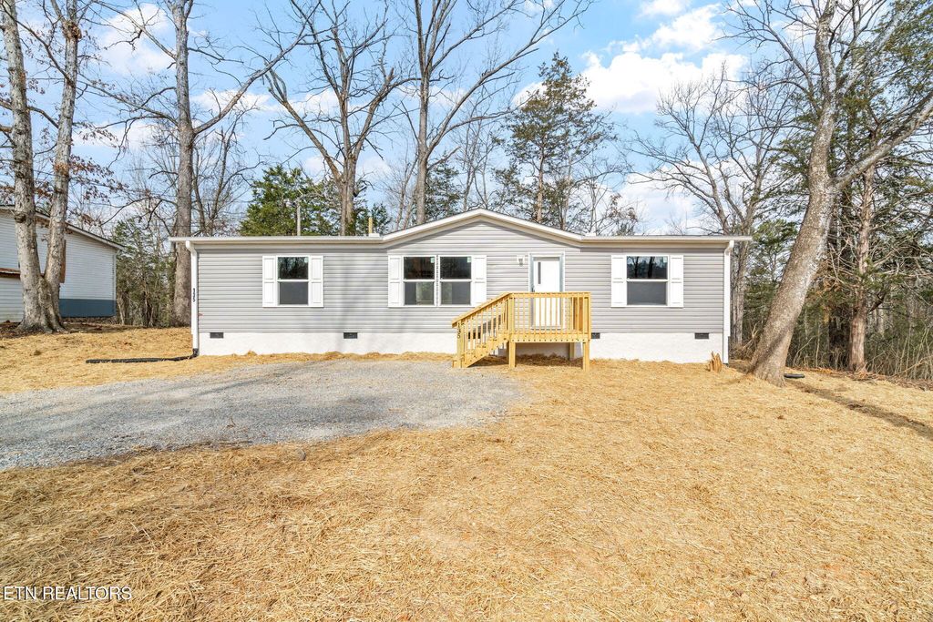 Photo of 135 Rose Circle, Kingston, TN 37763 (MLS # 1293040)