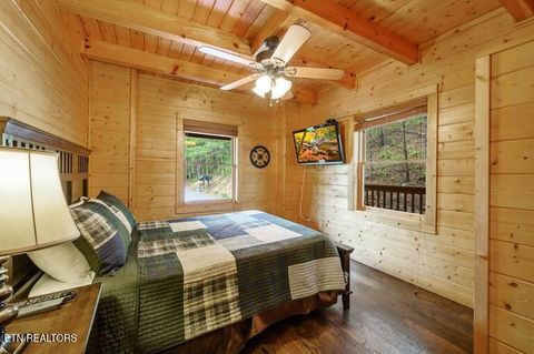 Tiny photo for 1979 E Mountain View Way, Pigeon Forge, TN 37876 (MLS # 1319189)