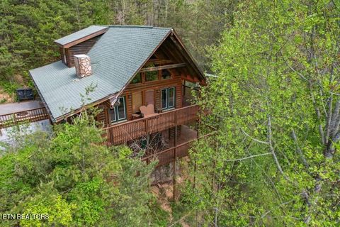 Photo of 1979 E Mountain View Way, Pigeon Forge, TN 37876 (MLS # 1319189)