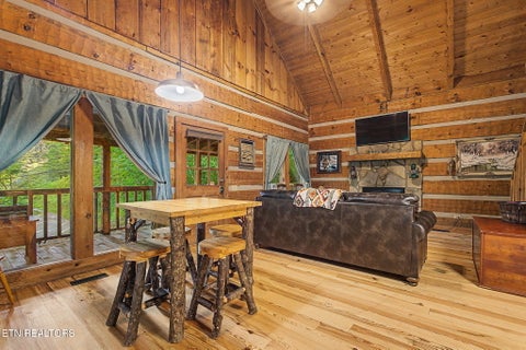 Tiny photo for 3426 Twin City Way #UNIT 55, Pigeon Forge, TN 37863 (MLS # 1350188)
