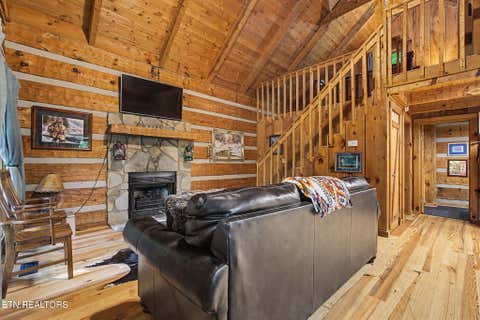 Tiny photo for 3426 Twin City Way #UNIT 55, Pigeon Forge, TN 37863 (MLS # 1350188)