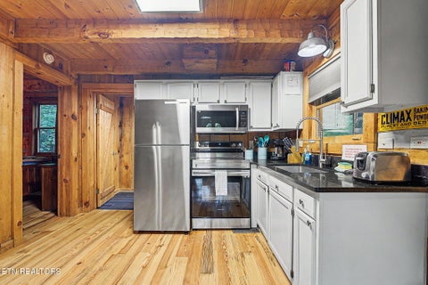 Tiny photo for 3426 Twin City Way #UNIT 55, Pigeon Forge, TN 37863 (MLS # 1350188)