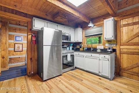 Tiny photo for 3426 Twin City Way #UNIT 55, Pigeon Forge, TN 37863 (MLS # 1350188)