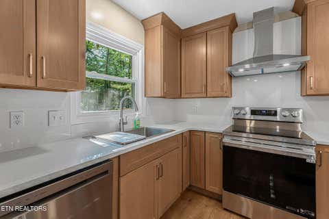 Tiny photo for 22 Overlook Terrace, Crossville, TN 38558 (MLS # 1350136)