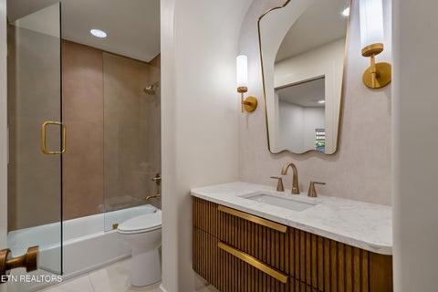 Tiny photo for 1233 Cherokee Blvd, Knoxville, TN 37919 (MLS # 1351464)