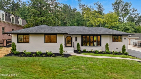 Tiny photo for 1233 Cherokee Blvd, Knoxville, TN 37919 (MLS # 1351464)