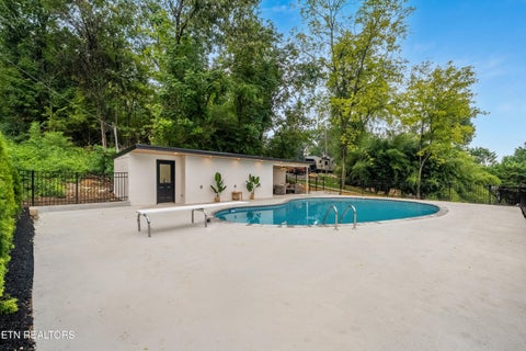 Tiny photo for 1233 Cherokee Blvd, Knoxville, TN 37919 (MLS # 1351464)