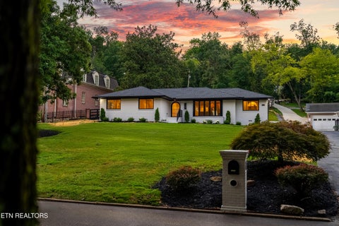 Tiny photo for 1233 Cherokee Blvd, Knoxville, TN 37919 (MLS # 1351464)