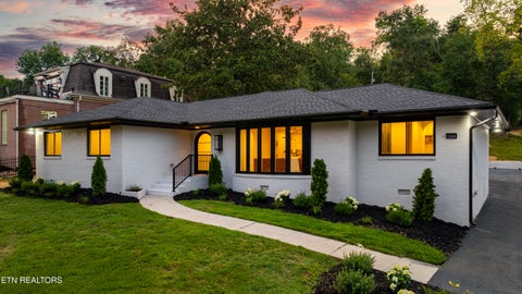 Tiny photo for 1233 Cherokee Blvd, Knoxville, TN 37919 (MLS # 1351464)