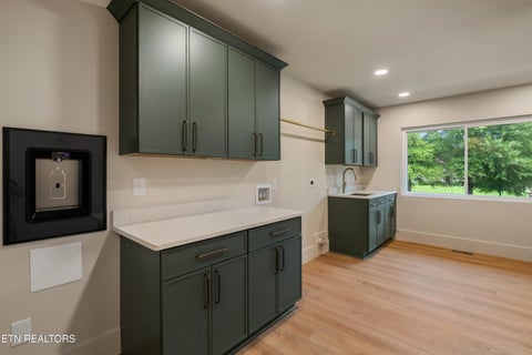 Tiny photo for 1233 Cherokee Blvd, Knoxville, TN 37919 (MLS # 1351464)