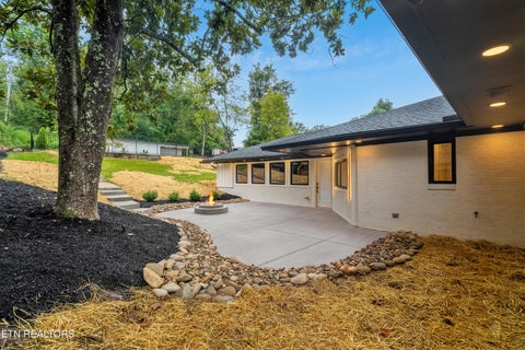 Tiny photo for 1233 Cherokee Blvd, Knoxville, TN 37919 (MLS # 1351464)