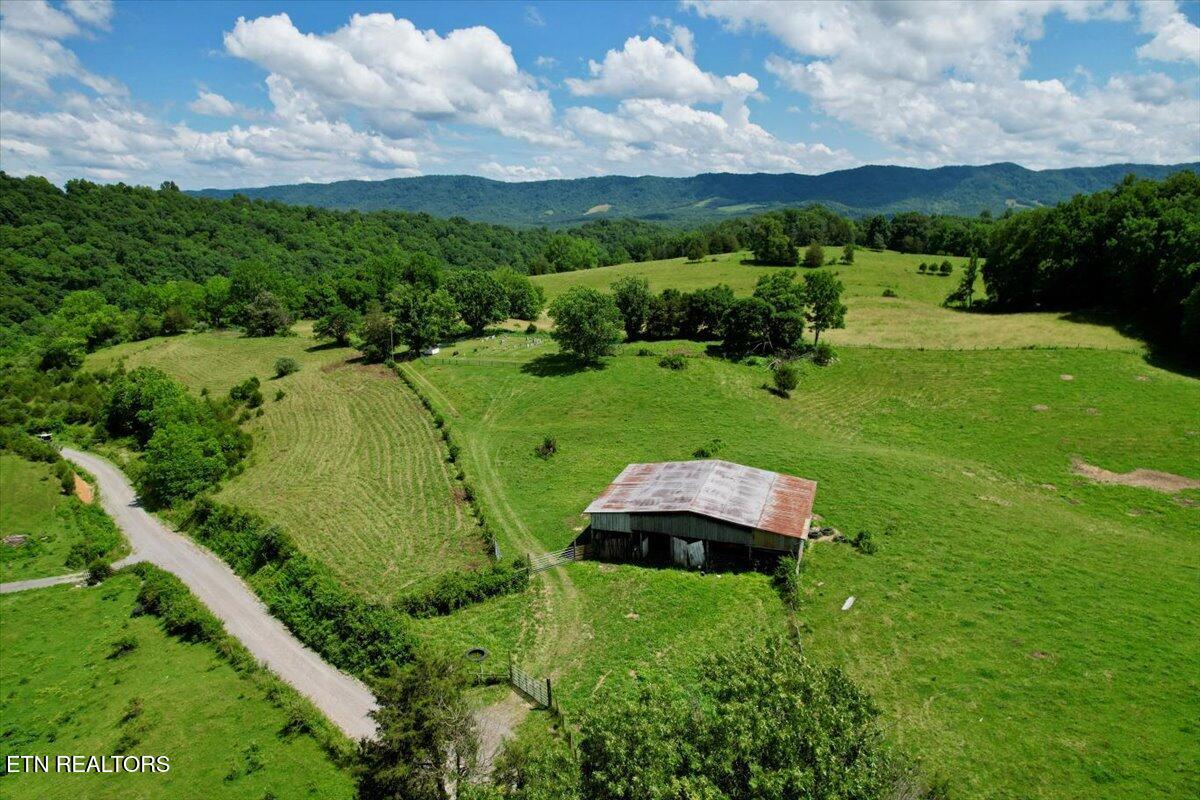 187 Van Huss Rd