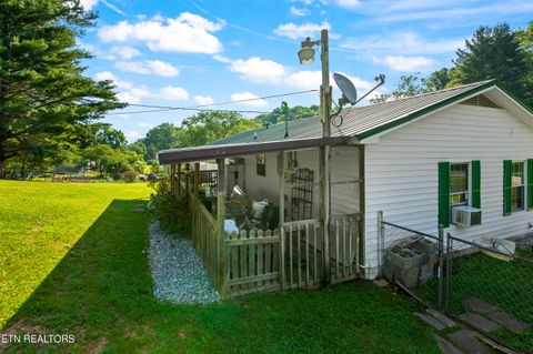 Tiny photo for 310 Hollifield Drive, Jacksboro, TN 37757 (MLS # 1343989)