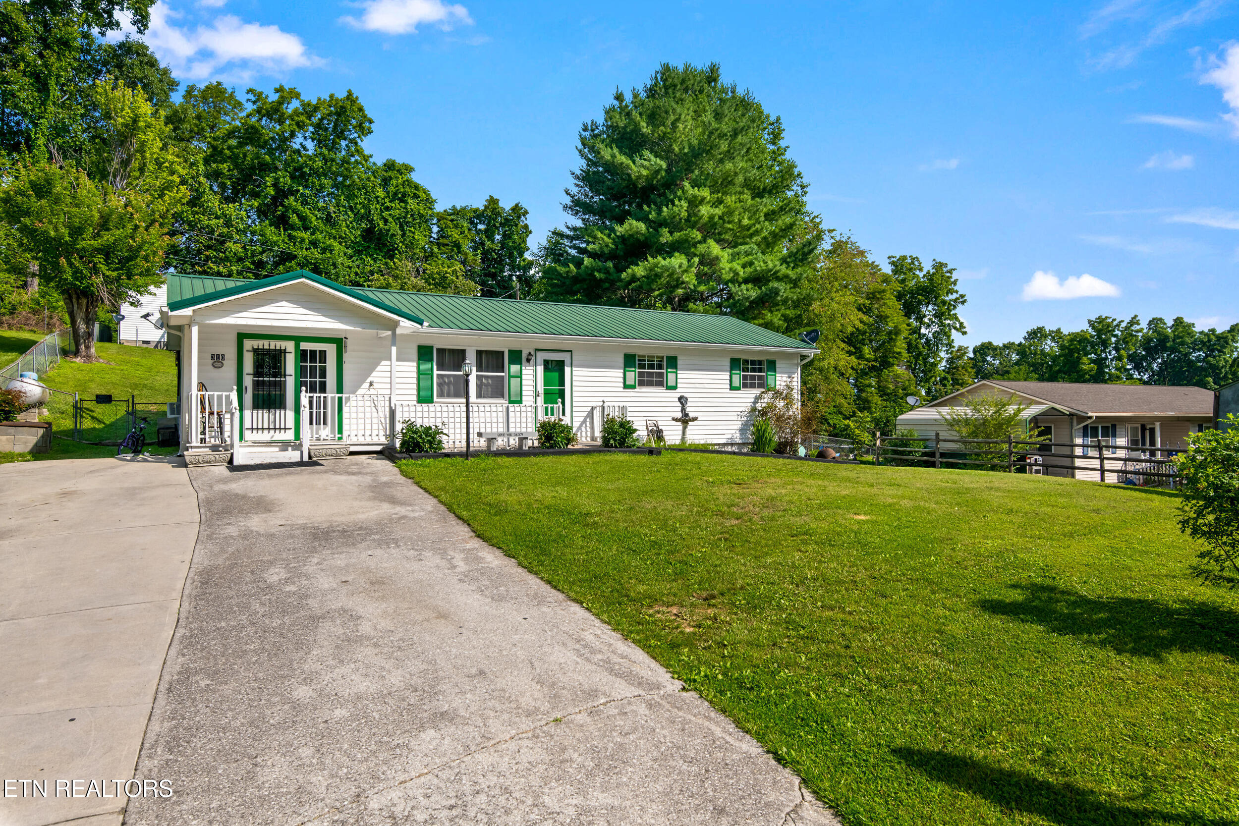 310 Hollifield Drive