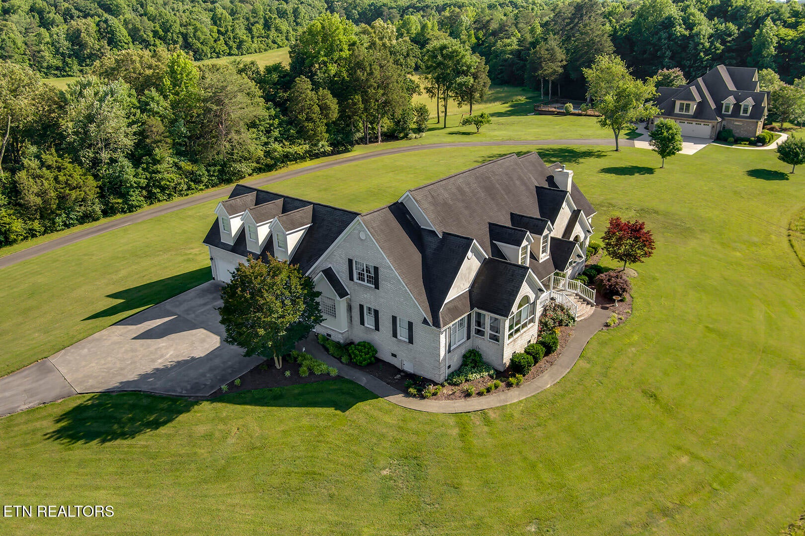 1044 Smith Valley Rd