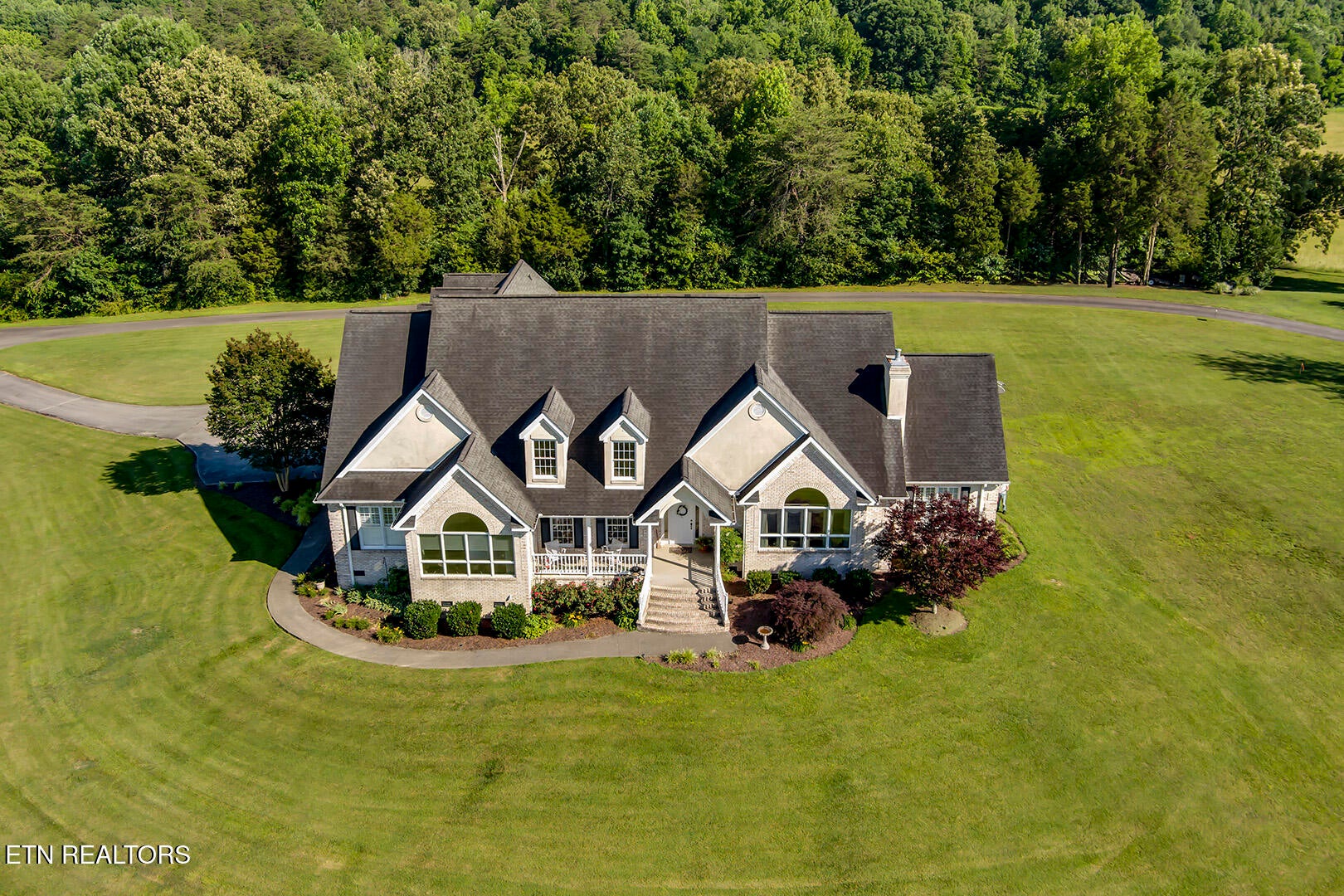 1044 Smith Valley Rd