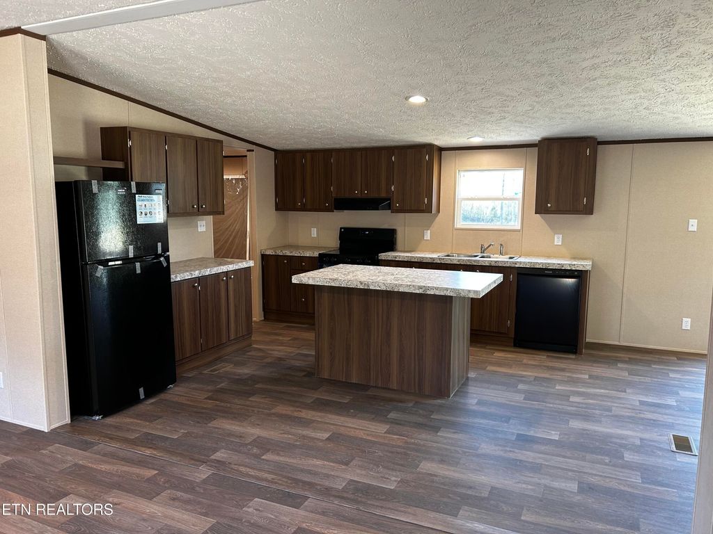 Photo of 720 Old Cemetery Rd, Madisonville, TN 37354 (MLS # 1280867)