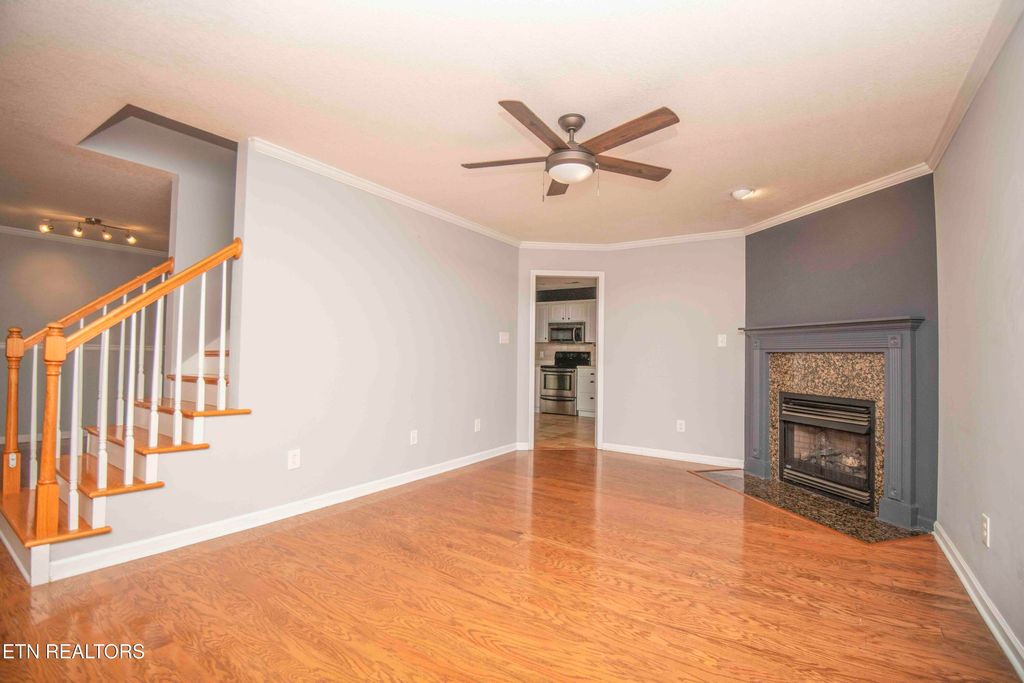 Photo of 7022 Pelsor Lane, Knoxville, TN 37918 (MLS # 1329100)