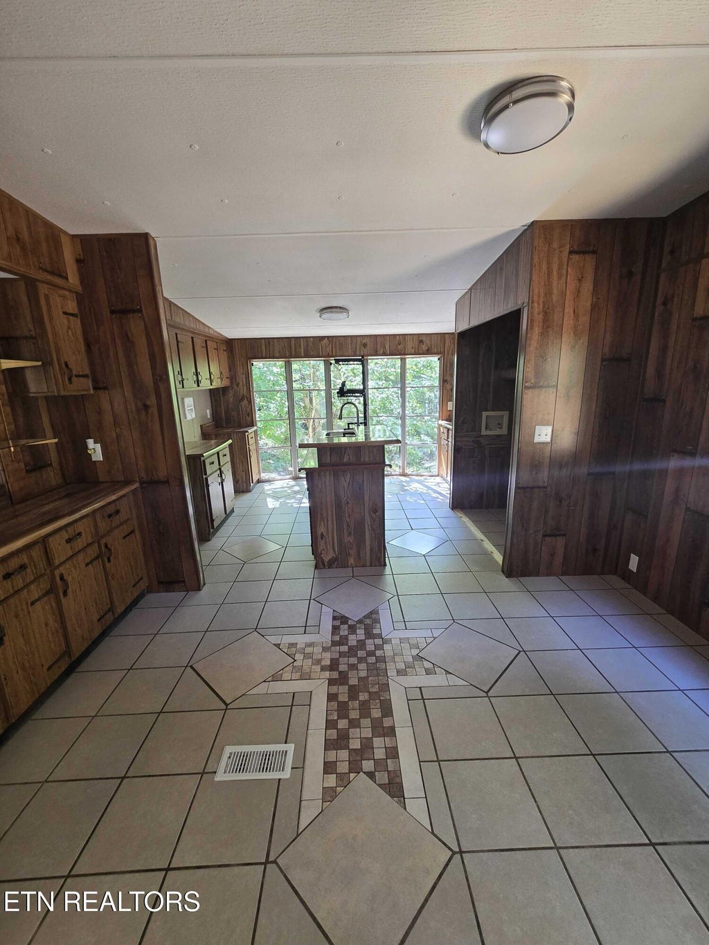 Photo of 743 Fairgarden Circle, Sevierville, TN 37876 (MLS # 1350920)