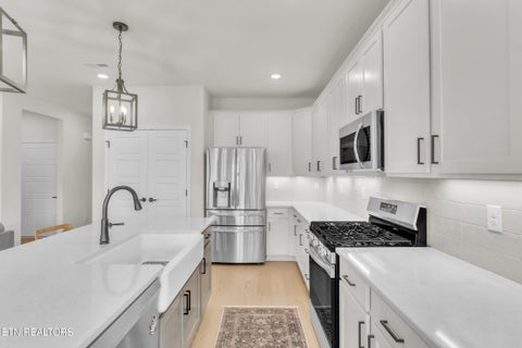 Tiny photo for 510 Sugar Maple Tr, Lenoir City, TN 37771 (MLS # 1355623)