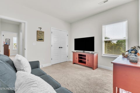Tiny photo for 510 Sugar Maple Tr, Lenoir City, TN 37771 (MLS # 1355623)