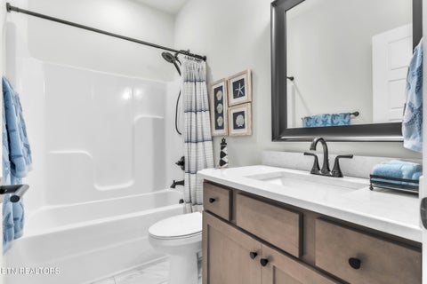 Tiny photo for 510 Sugar Maple Tr, Lenoir City, TN 37771 (MLS # 1355623)