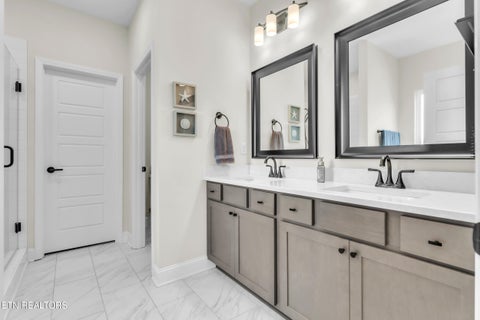 Tiny photo for 510 Sugar Maple Tr, Lenoir City, TN 37771 (MLS # 1355623)